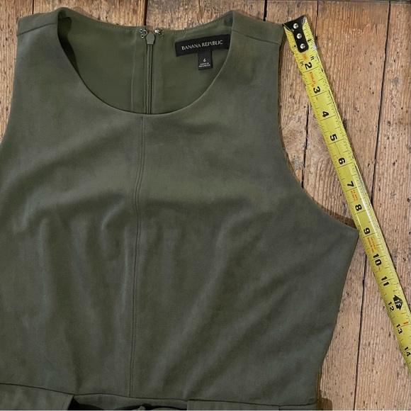 Banana Republic Sage Green Vegan Suede Jumpsuit Size 6 - Picture 11 of 16